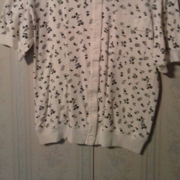 CATHY DANIELS WOMEN'S WHITE/BLACK FLORAL PRINT TOP - Picture 2 of 7